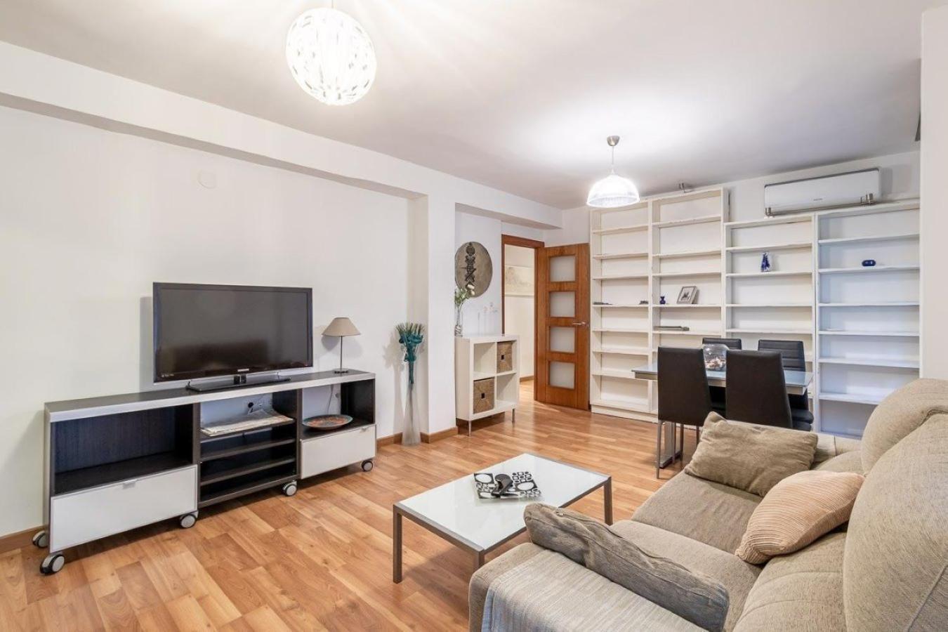 Tuguest Castaneda Apartment Гранада Екстериор снимка