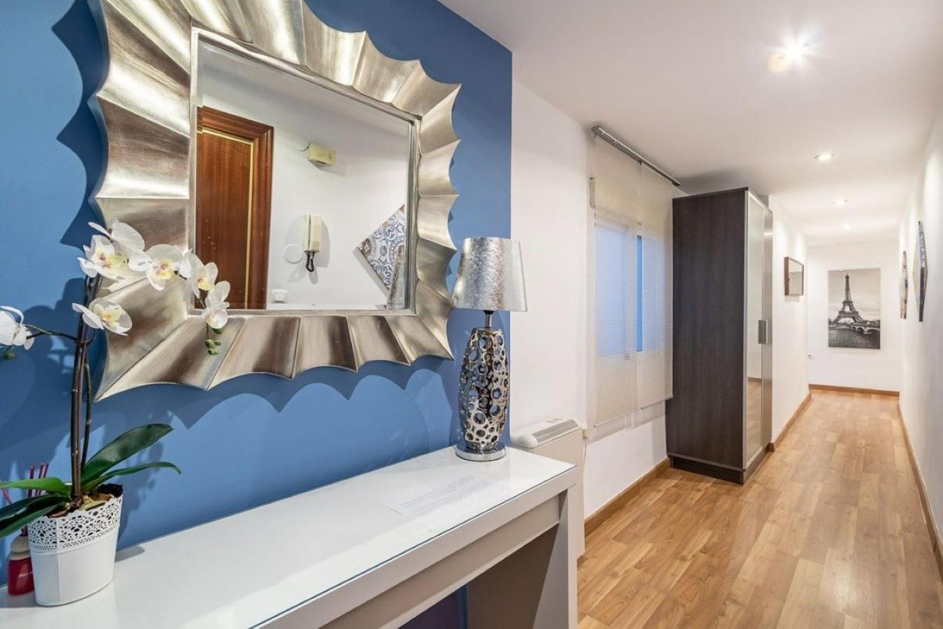 Tuguest Castaneda Apartment Гранада Екстериор снимка